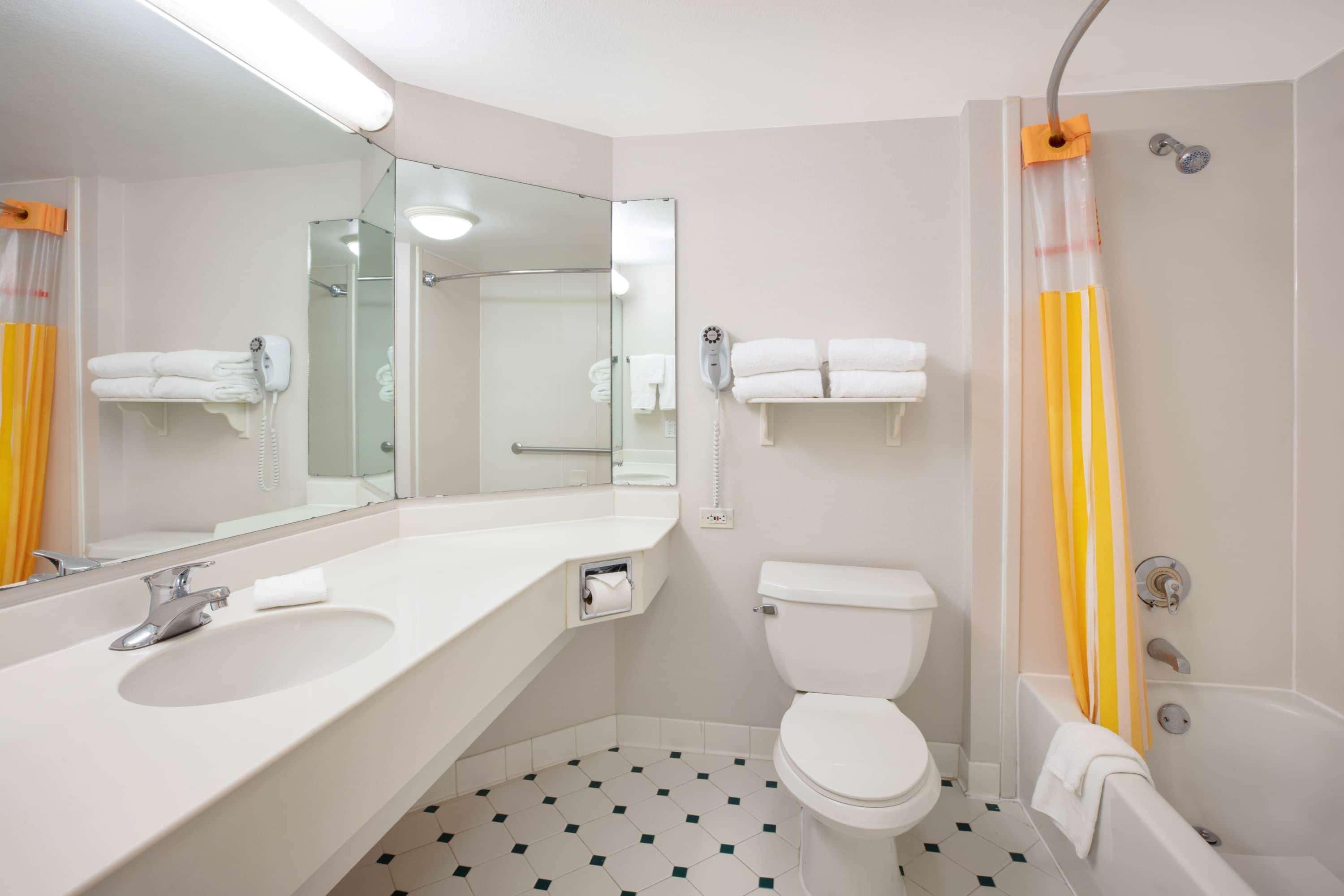 La Quinta Inn And Suites By Wyndham, Ocala Bagian luar foto